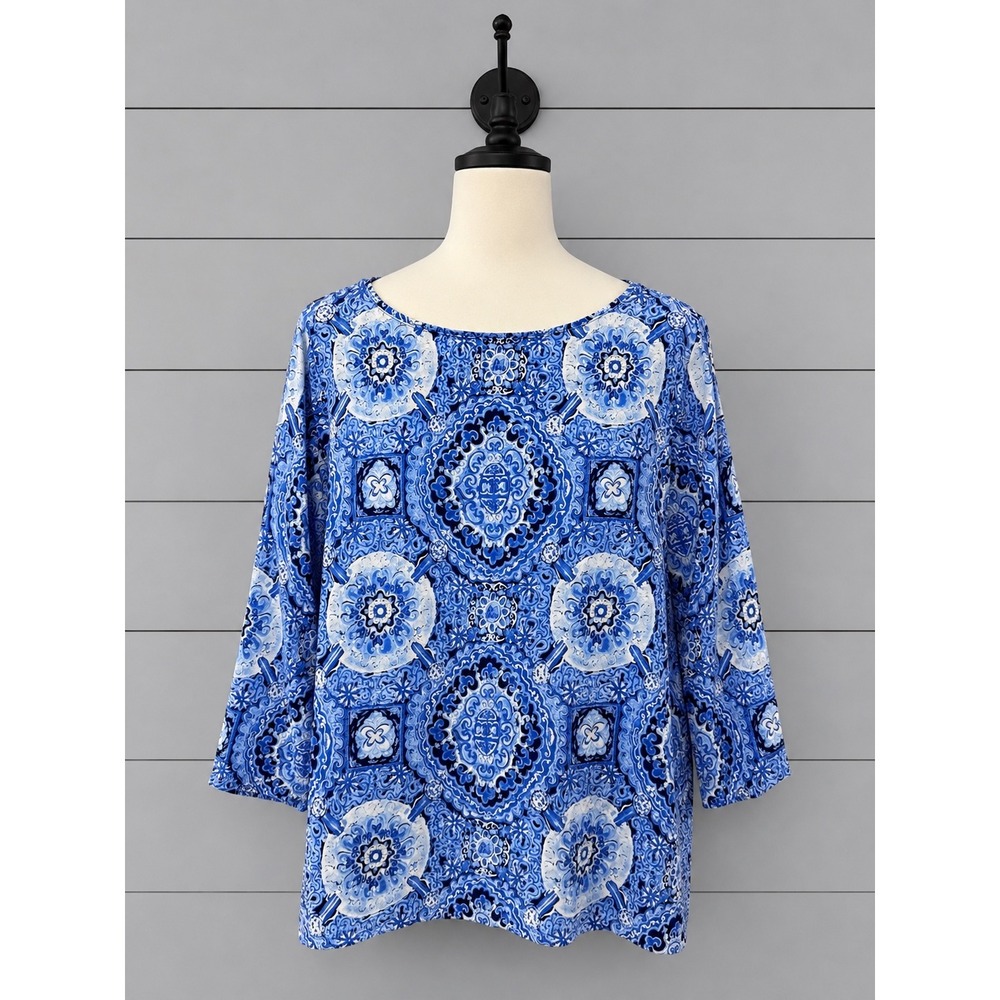The Talbots Tee 2X Blue Medallion Print 3/4 Sleeve Boat Neck Cotton Stretch